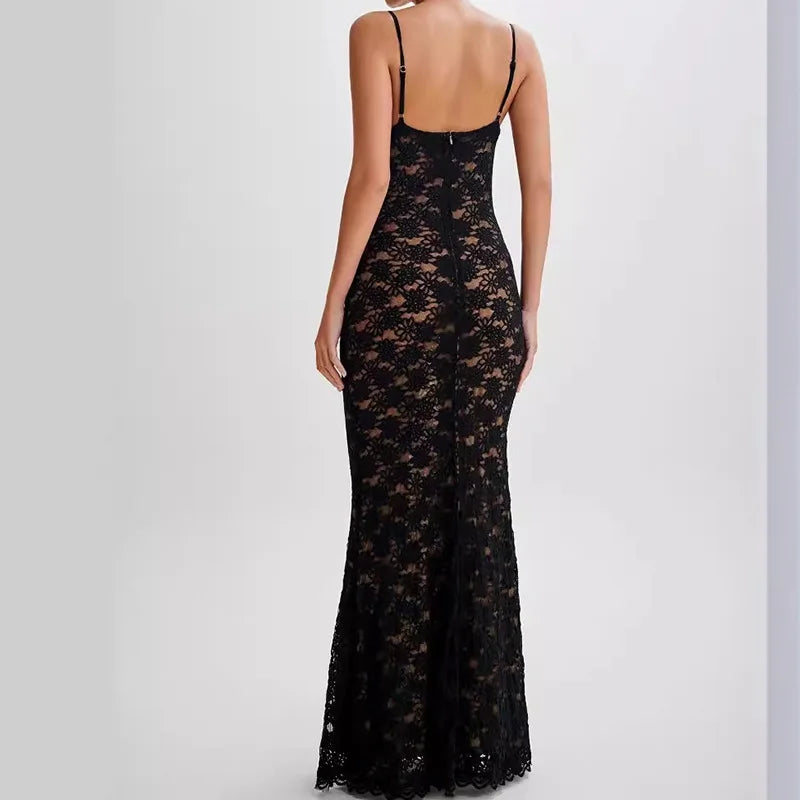 Selene™ vestido midi negro de encaje con escote favorecedor y detalles transparentes