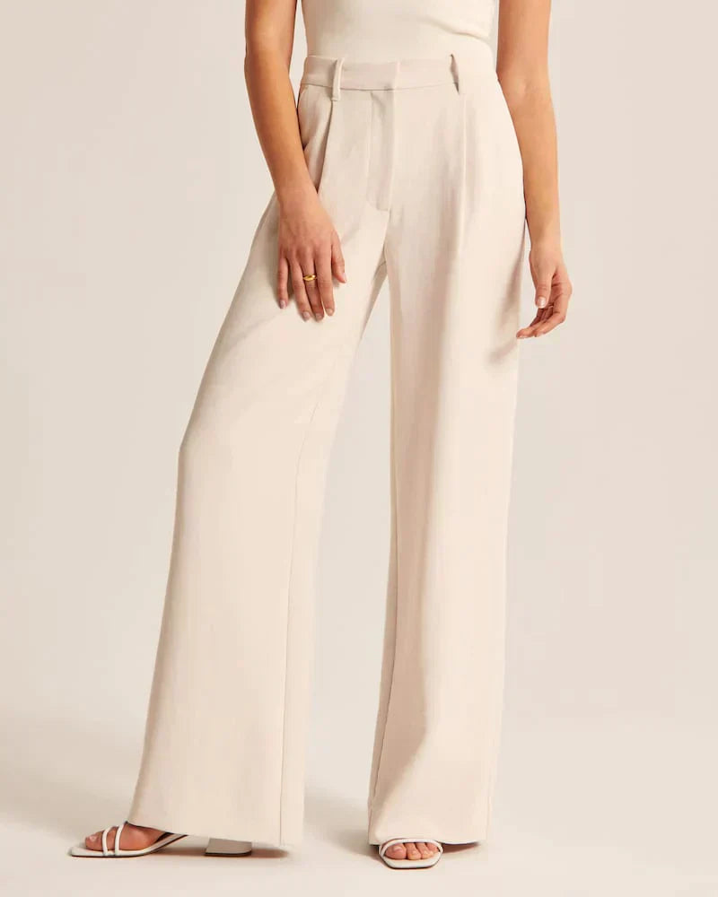 Pantalón tailored Lucia para mujer con ajuste elegante y tejido suave