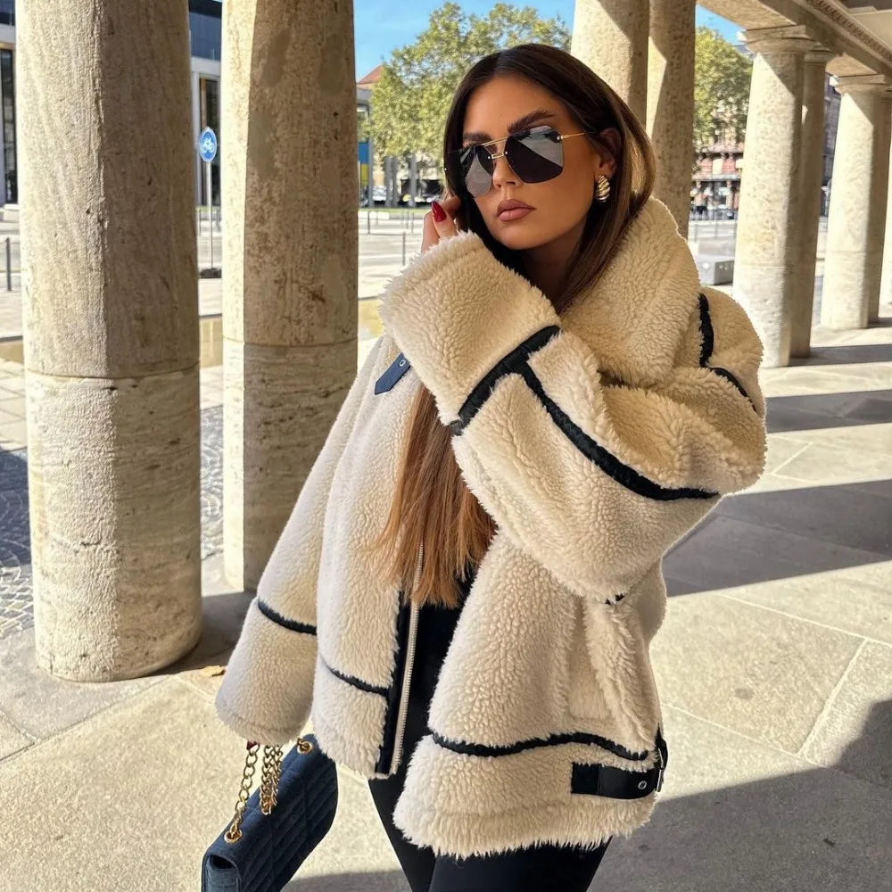 Abrigo Aurora Luxe Teddy para mujer con forro de piel y diseño elegante para el invierno