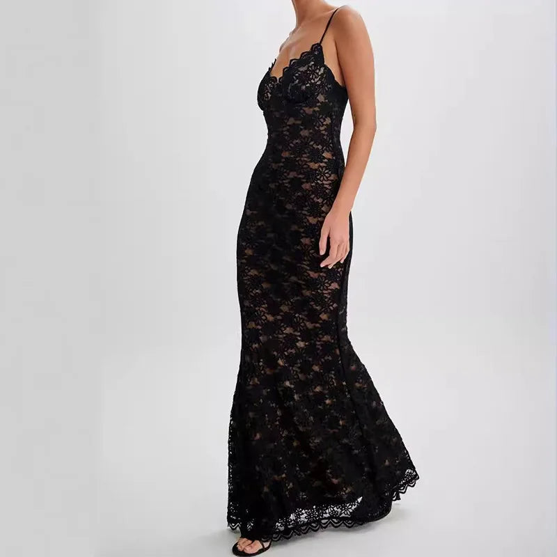 Selene™ vestido midi negro de encaje con escote favorecedor y detalles transparentes
