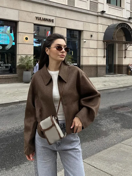 Abrigo de lana Raffaela para mujer con diseño vintage y elegante
