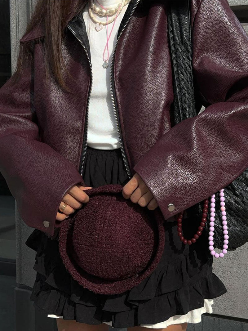 Chaqueta Bomber Cuero Mujer con Mangas 7/8 y Cuello Clásico