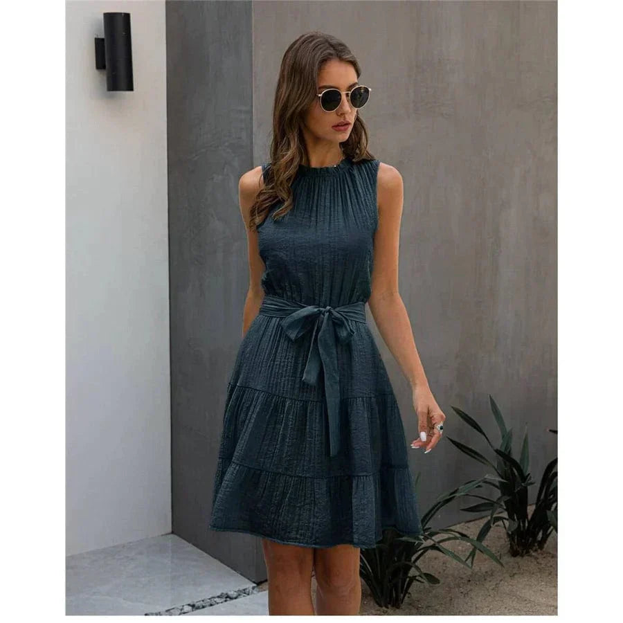 Chique Ibiza vestido azul oscuro Bella con detalles de encaje para ocasiones especiales