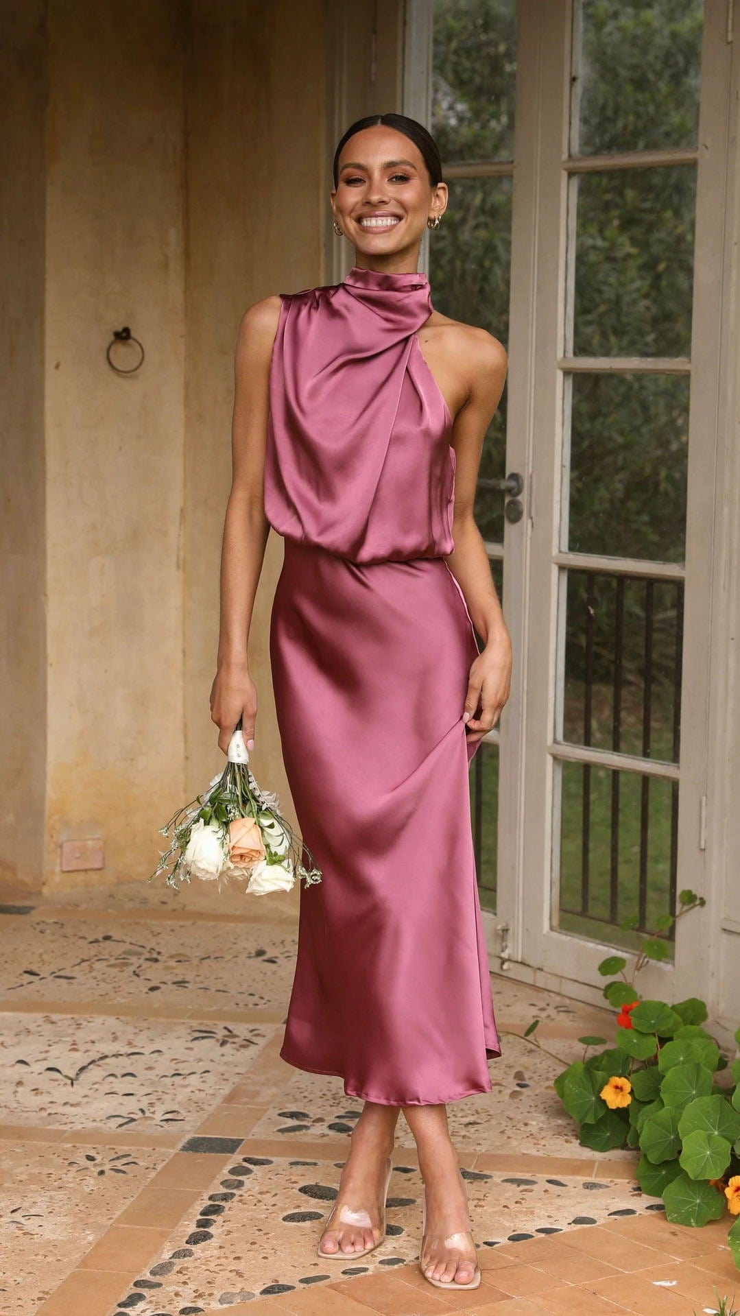 Vestido de satén rosa viejo Rochella con cuello alto elegante para ocasiones especiales