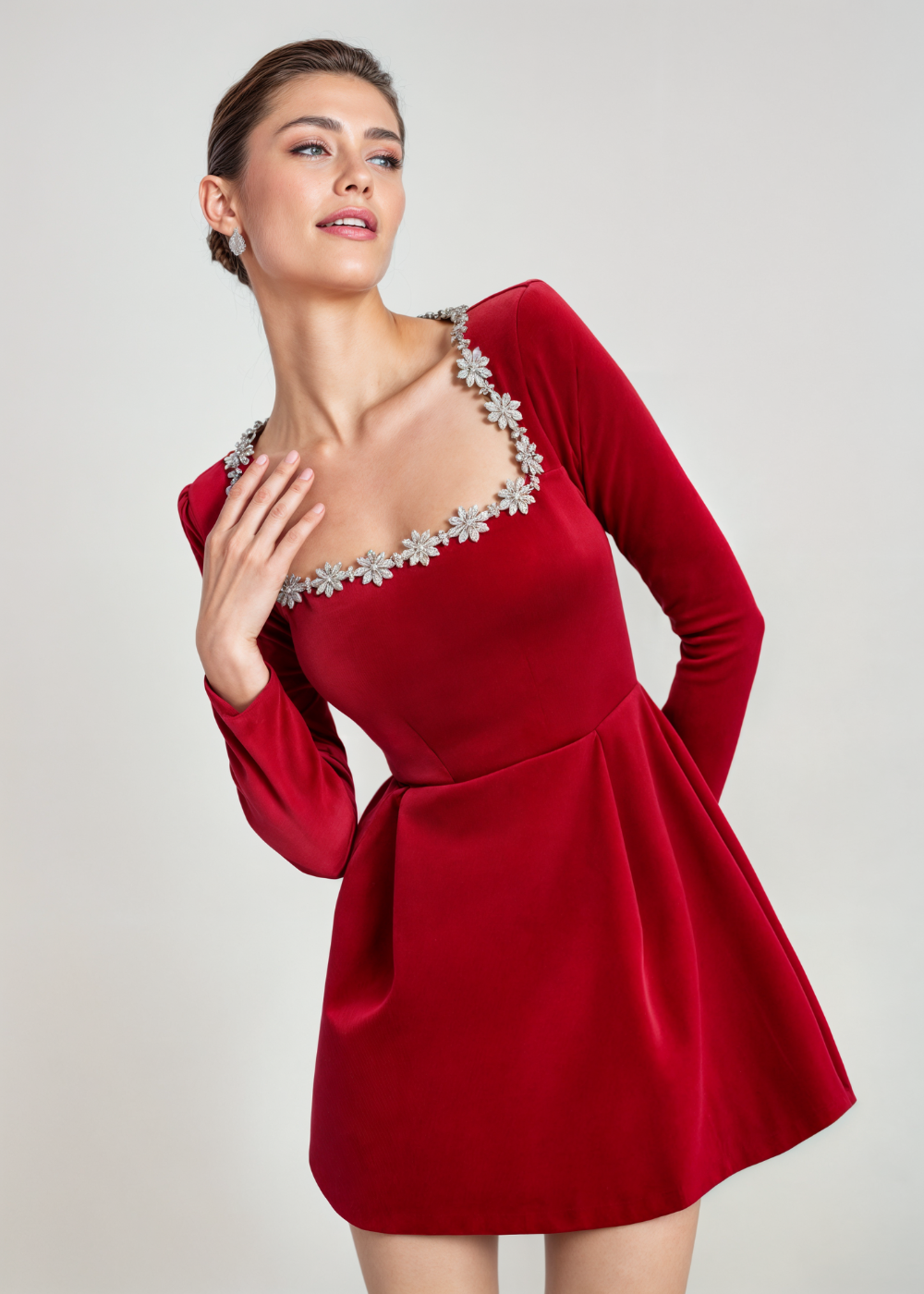 Mini vestido Violet de terciopelo elegante para eventos especiales