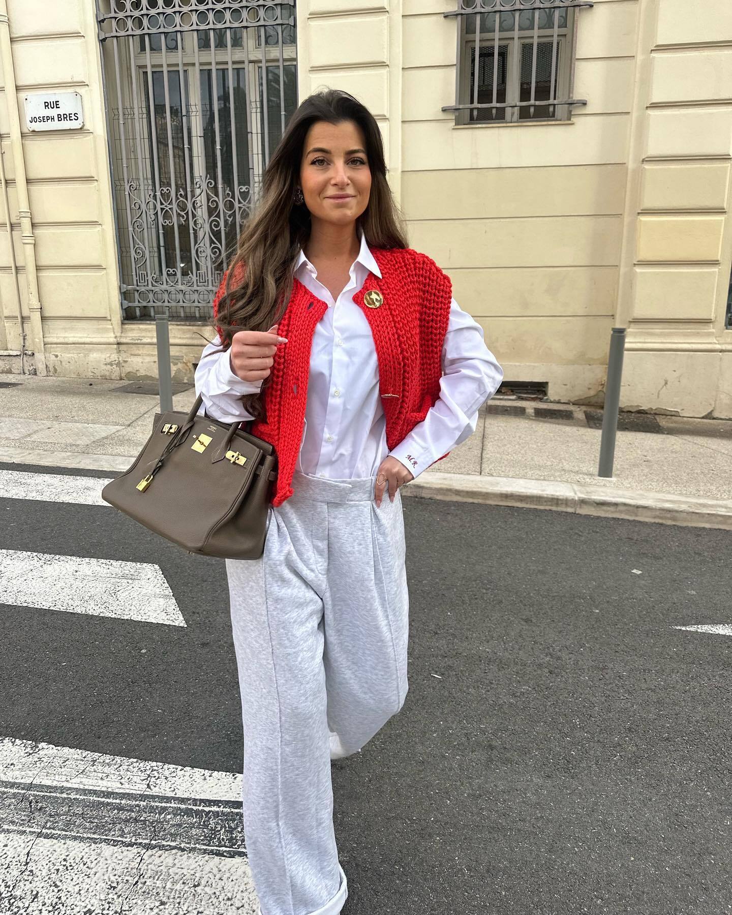 Suéter de punto Saar para mujer con diseño simple y elegante