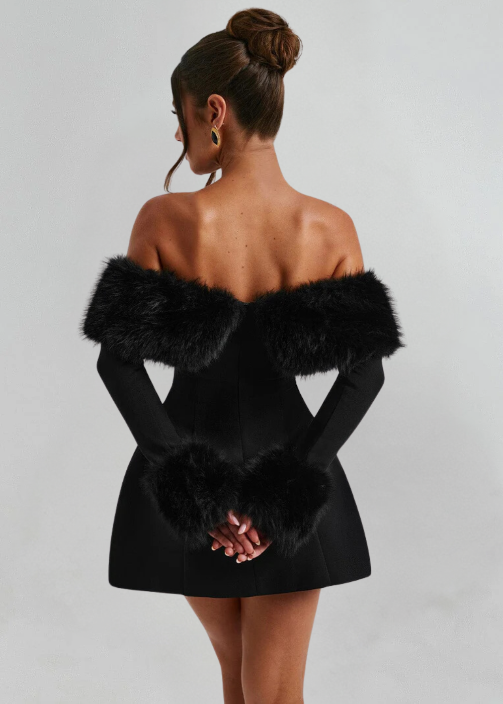 Vestido Off-Shoulder Mujer – Mangas de Piel Elegantes – Serena Mini Dress