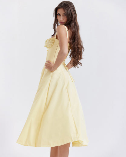 Vestido Mini con Escote Cruzado – Encanto y Estilo Femenino – Aurora