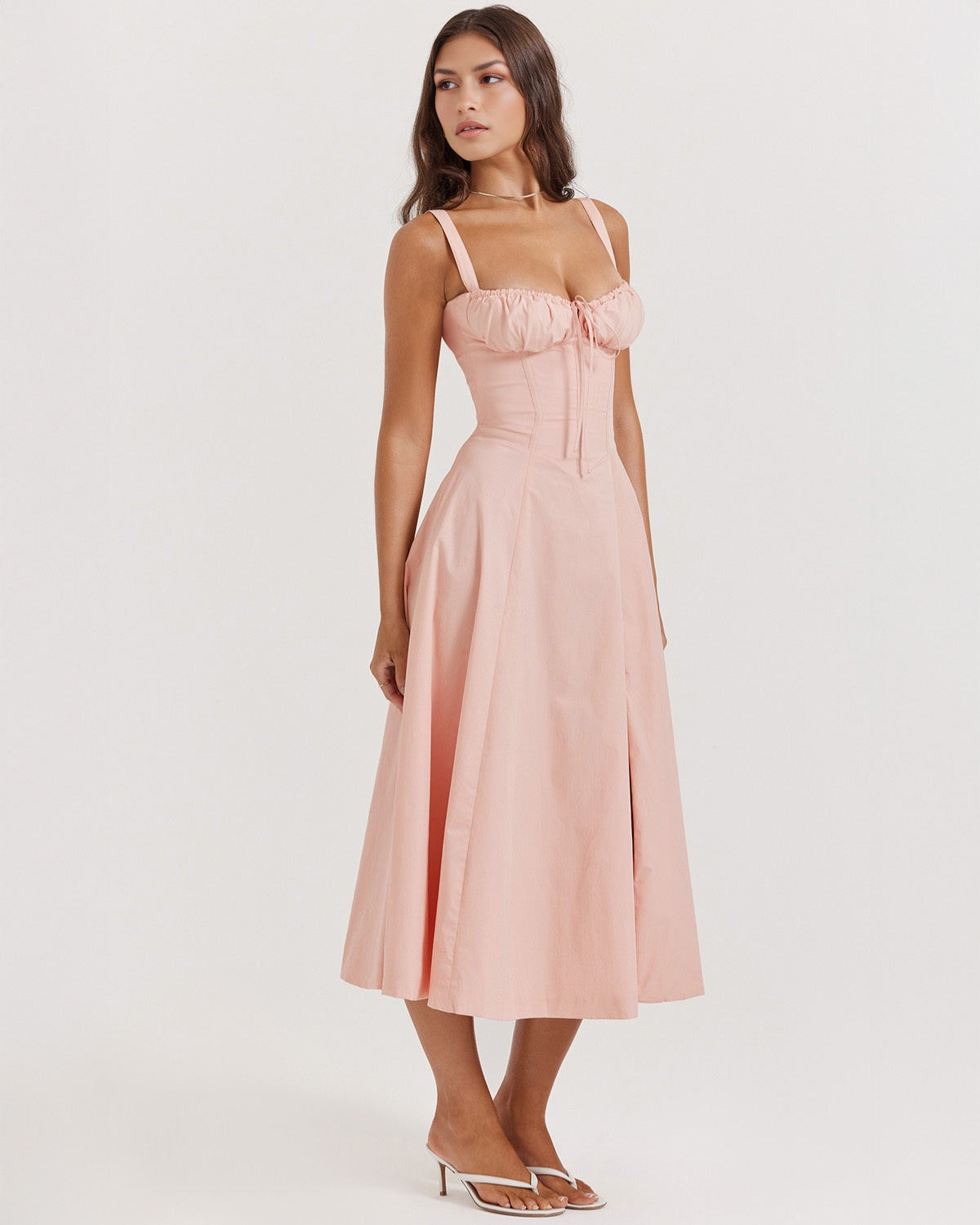 Vestido mini Aurora con escote cruzado, mangas abullonadas y falda con movimiento