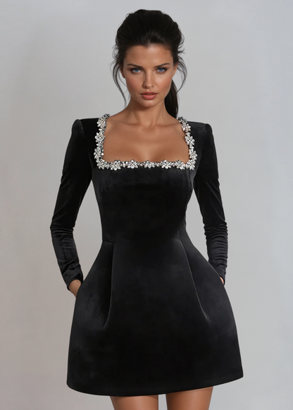 Mini vestido Violet de terciopelo elegante para eventos especiales