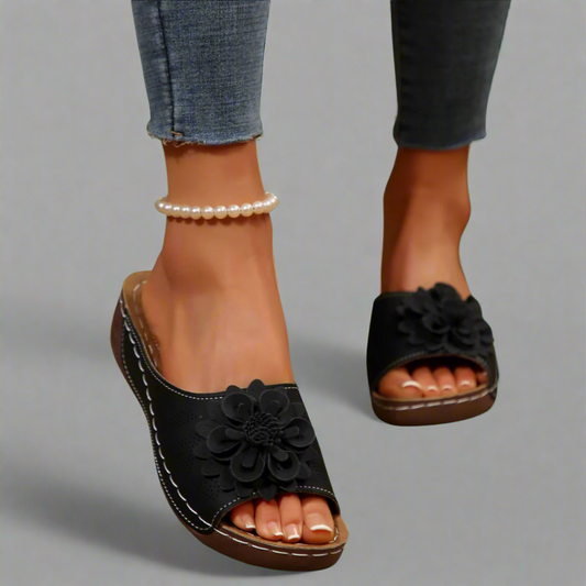 Sandalias ortopédicas Jolanda con motivo floral, ajustables para mujer