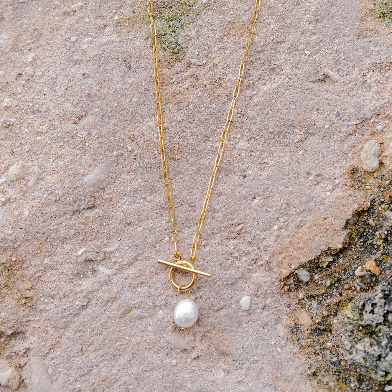 Aphrodite collar de perlas de agua dulce elegante y hipoalergénico para mujer