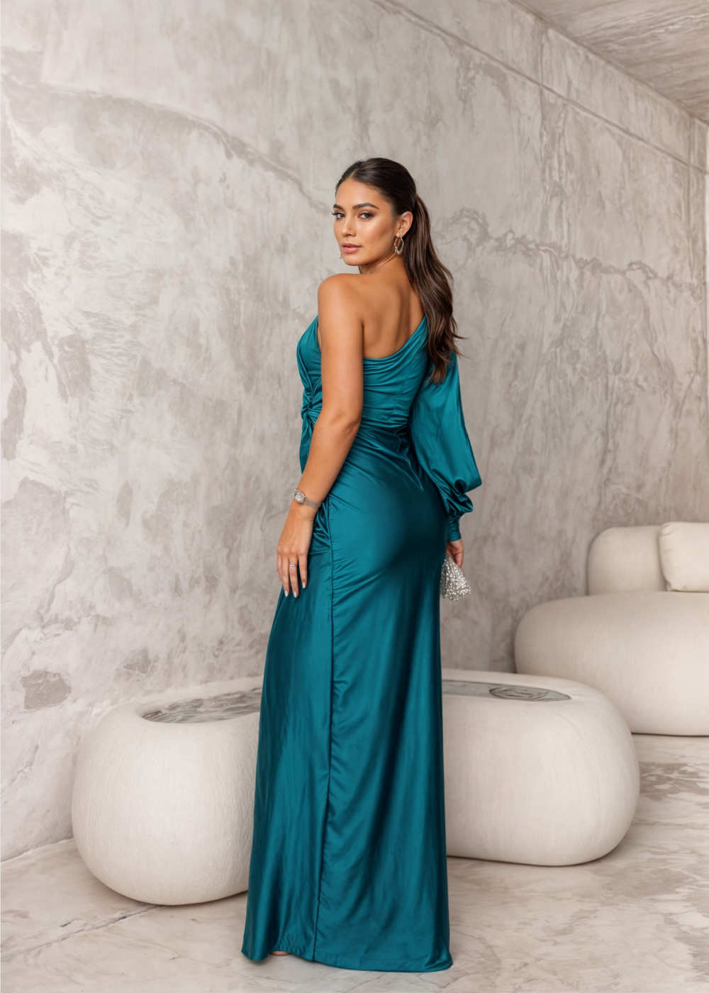 Vestido de noche Abigail elegante off-shoulder con abertura lateral