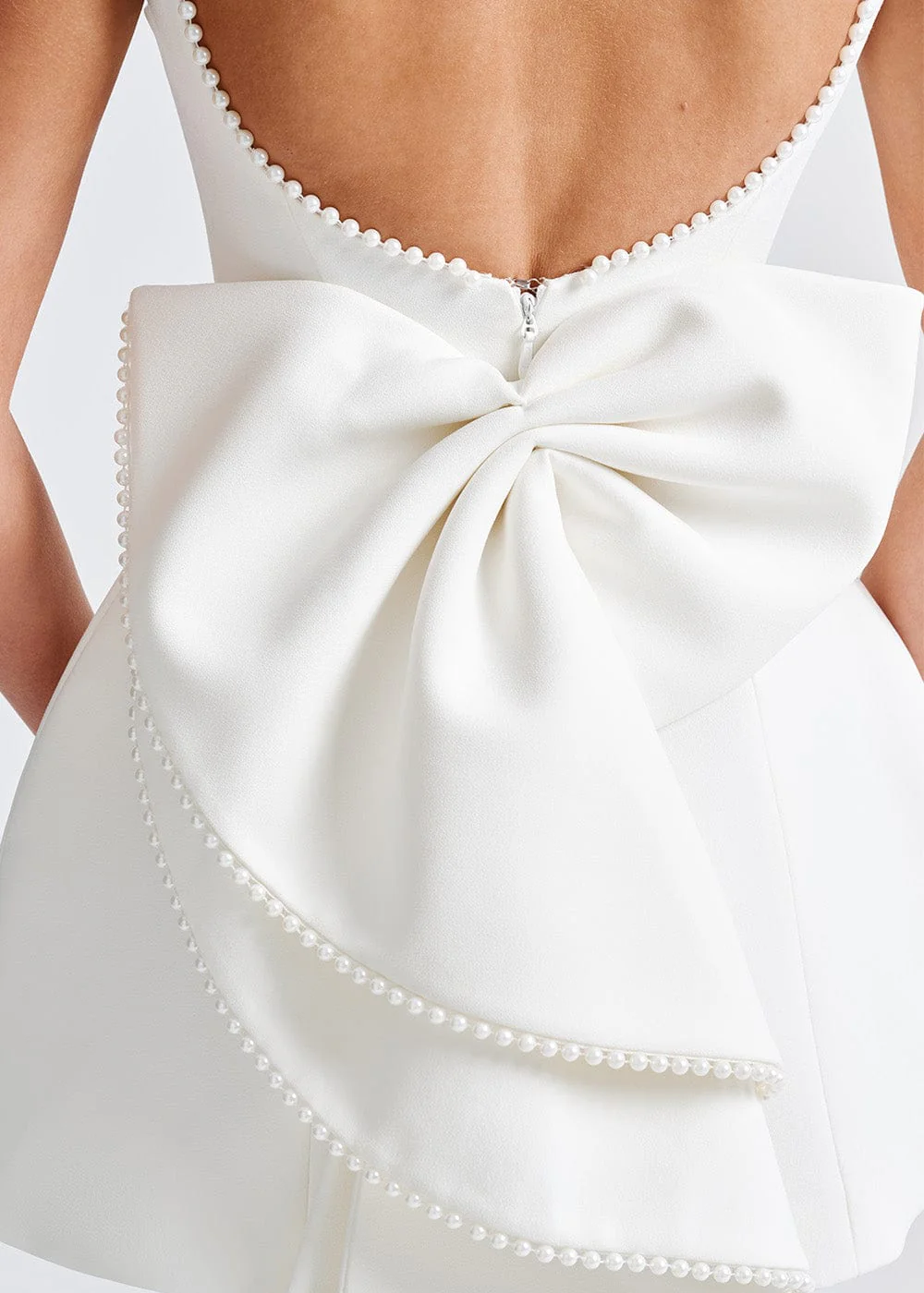 Vestido mini con perlas Emery elegante y festivo para mujer