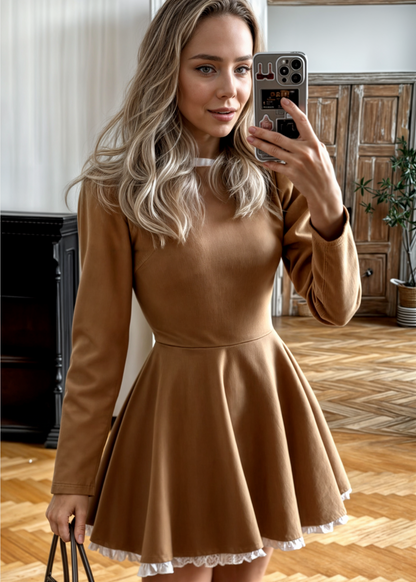 Vestido mini de encaje Everly con cintura alta y estilo elegante