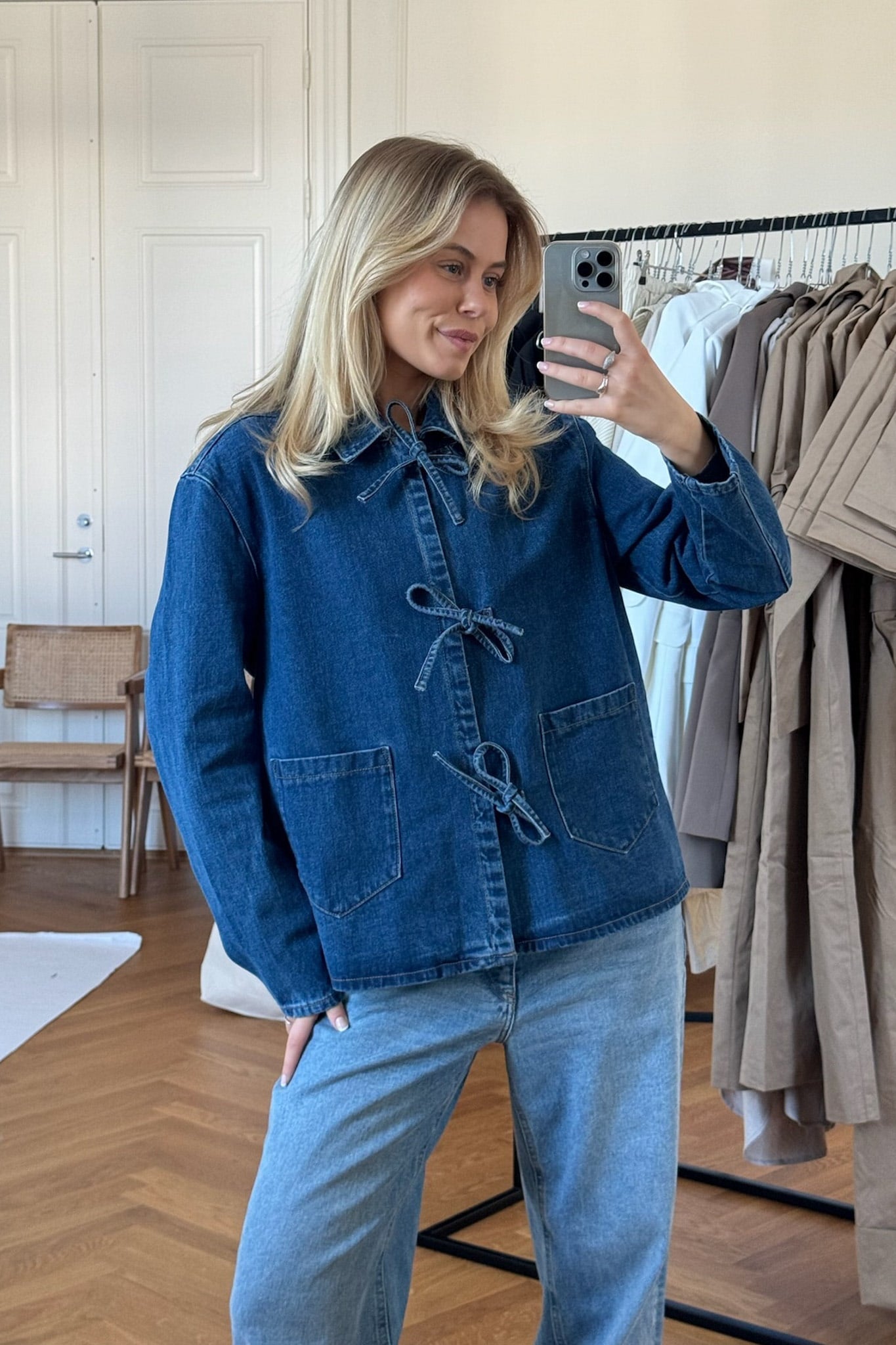Chaqueta de denim mujer Raya, clásica y estilizada