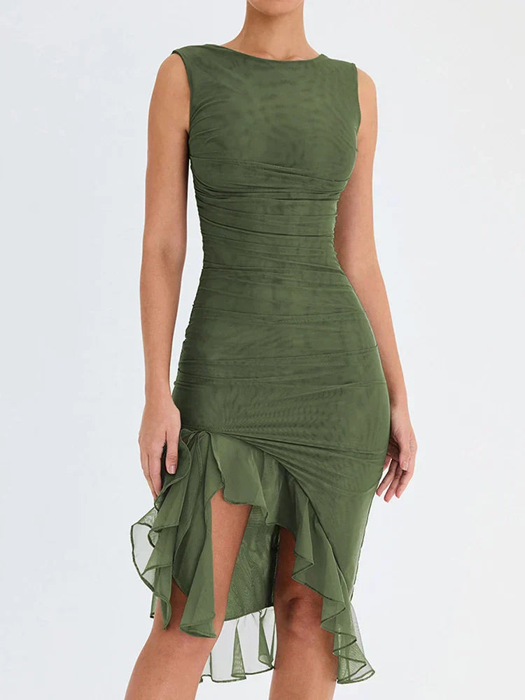 Vestido largo LaLuna con corte fluido y tirantes finos, estilo chic femenino