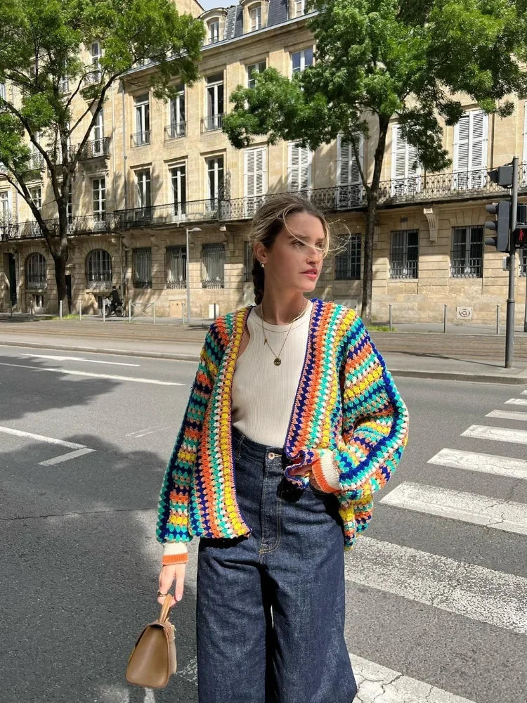 Cardigan de punto colorido Gaia para mujer, cálido y estilizado