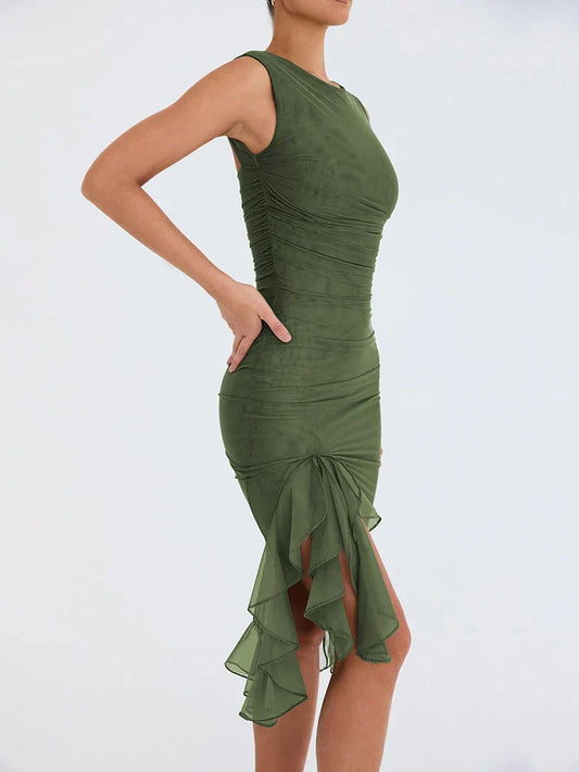 Vestido largo LaLuna con corte fluido y tirantes finos, estilo chic femenino