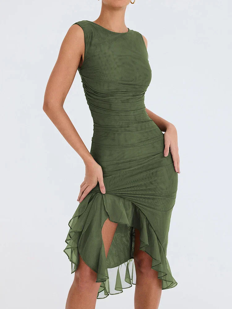 Vestido largo LaLuna con corte fluido y tirantes finos, estilo chic femenino