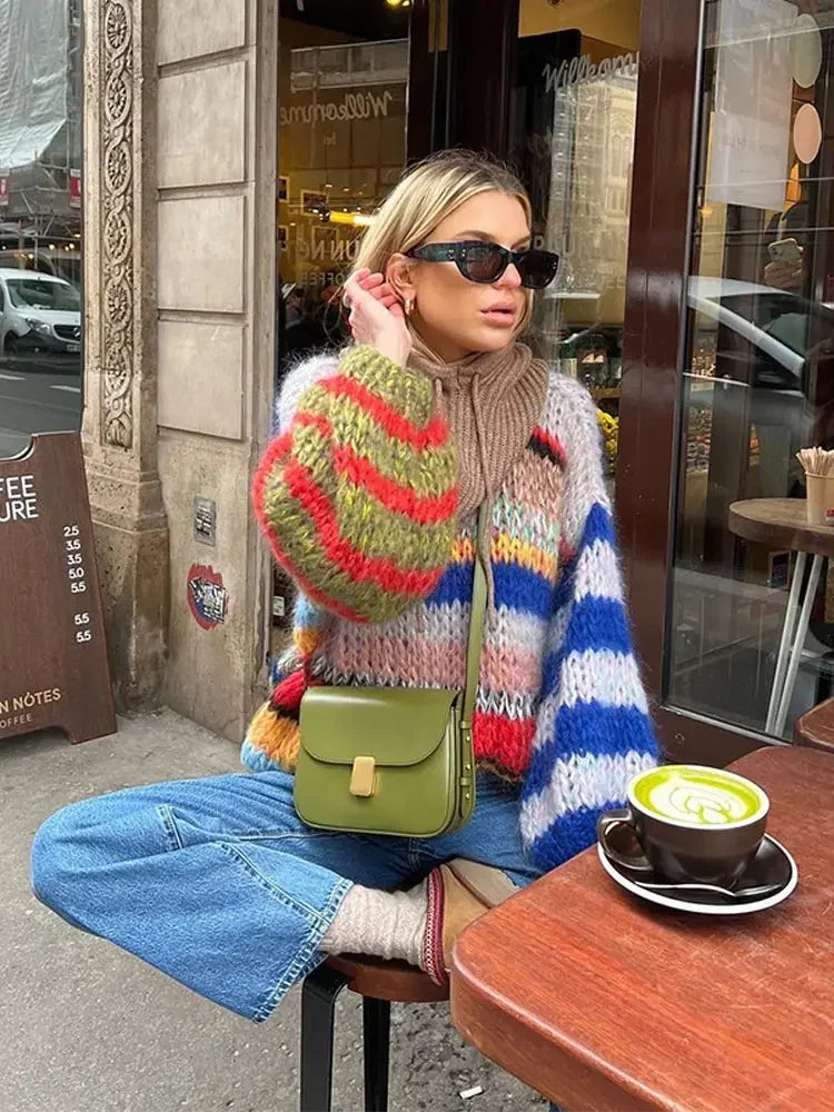 Suéter de punto colorido Costanza para mujer con diseño oversize y patrón vibrante