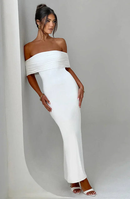 Violet rugloze maxikleed voor dames, elegant en stijlvol, perfect voor speciale gelegenheden