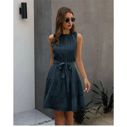 Chique Ibiza vestido azul oscuro Bella con detalles de encaje para ocasiones especiales