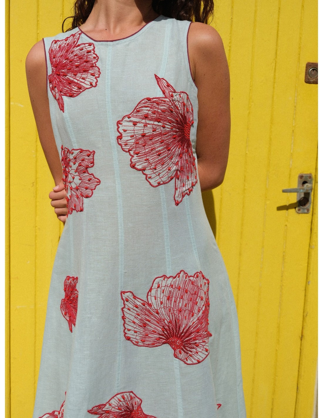 Vestido de verano floreado Selena™ con bordado floral artesanal y cintura ajustable para mujer