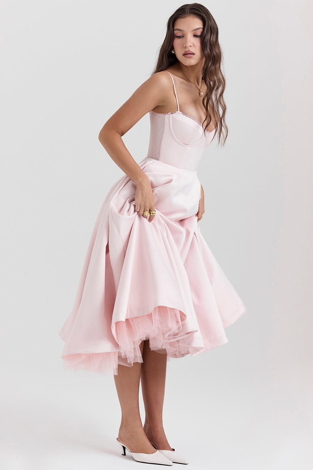 Vestido midi de tul Cindy con falda vaporosa y diseño romántico femenino