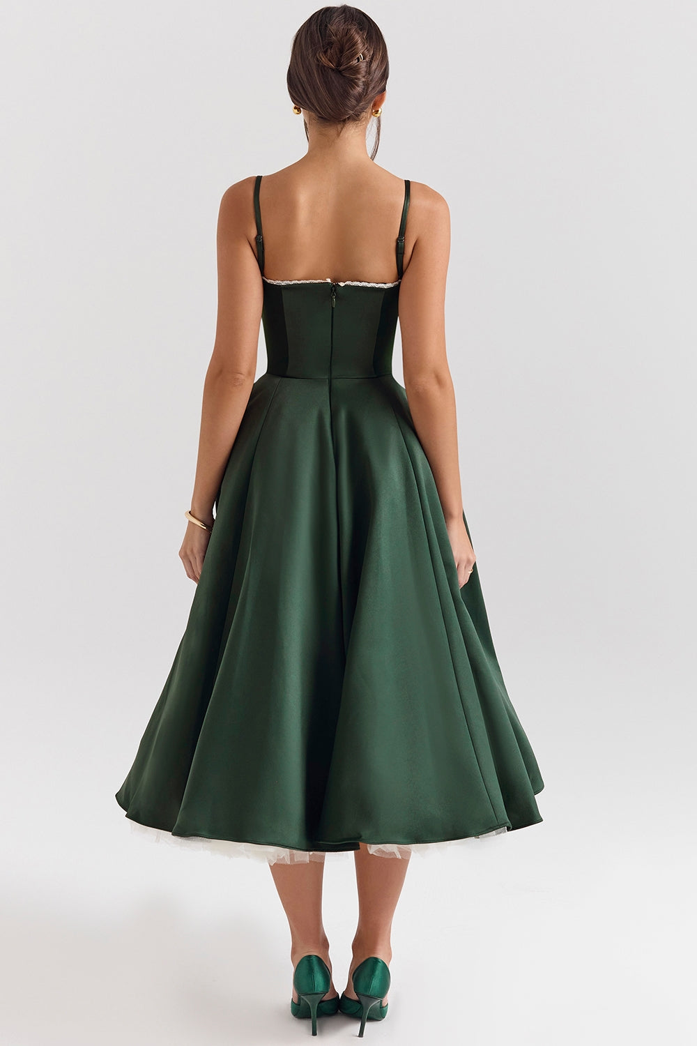 Vestido Midi de Tul – Toque Romántico y Elegancia Ligera – Cindy