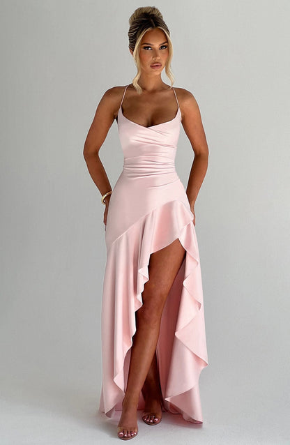 Vestido largo Samira con espalda descubierta y caída fluida, estilo femenino y elegante