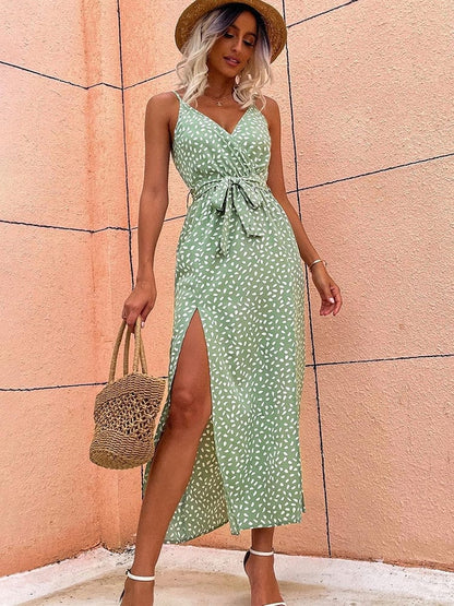 Vestido boho verde claro con escote en V y lunares, estilo Ibiza